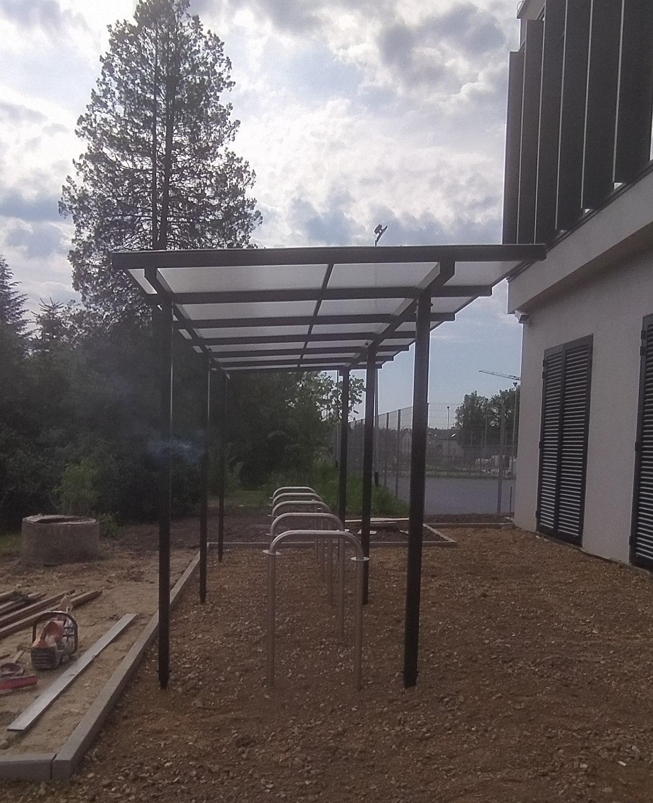 PRÍSTREŠOK PRE BICYKLE - B33 – Obrázok 4
